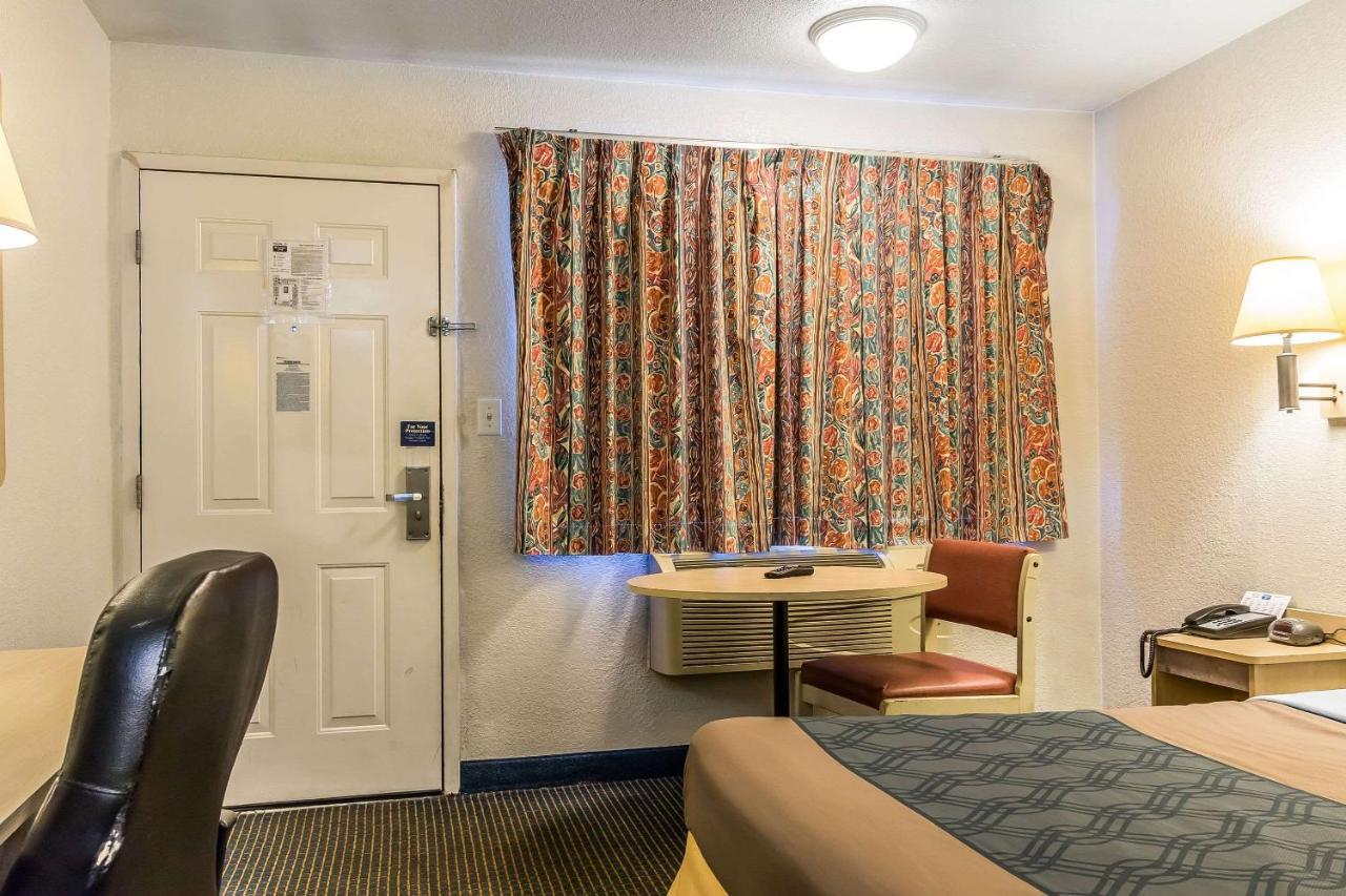 Rodeway Inn Nashville Extérieur photo