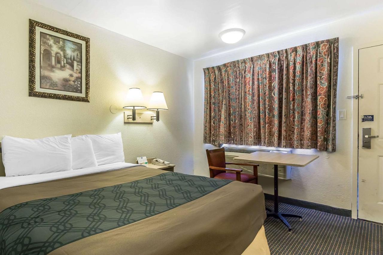 Rodeway Inn Nashville Extérieur photo
