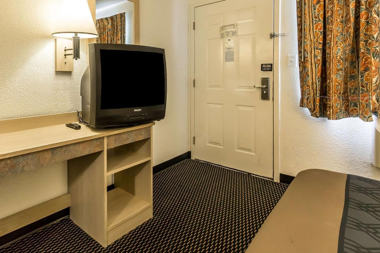 Rodeway Inn Nashville Extérieur photo